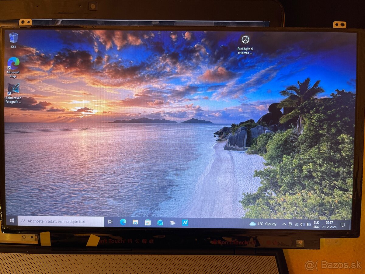 LCD panel B156XW04 V.6