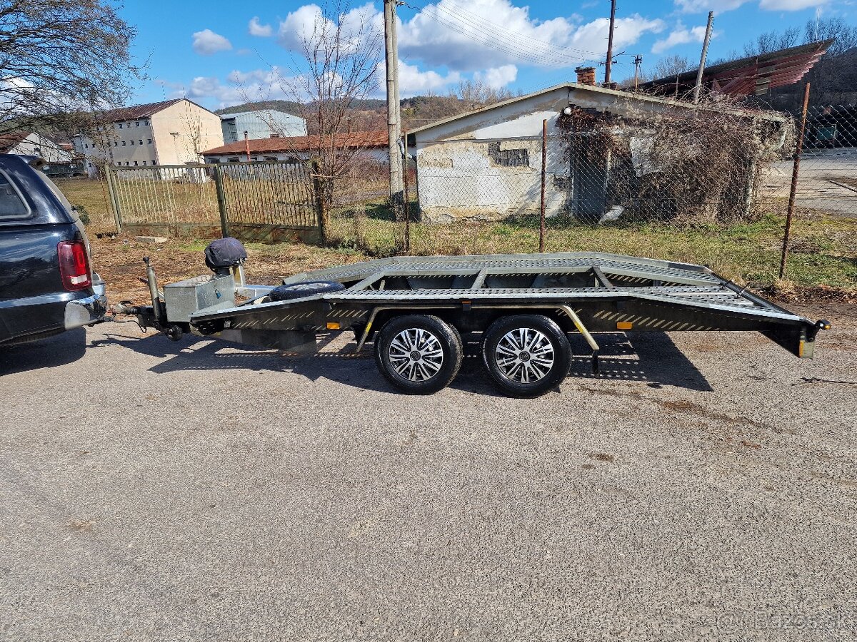 Autoprepravnik Boro 2500kg
