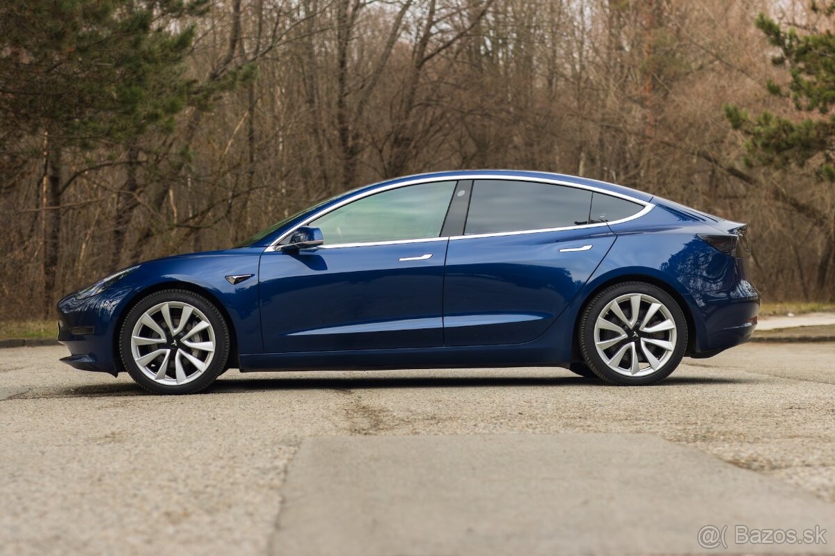 Tesla Model 3 Long Range dual motor, 4x4, 430 km dojazd