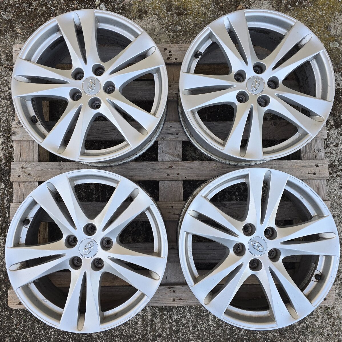 ORIGINÁL HYUNDAI HLINÍKOVÉ DISKY 5x114,3 R18