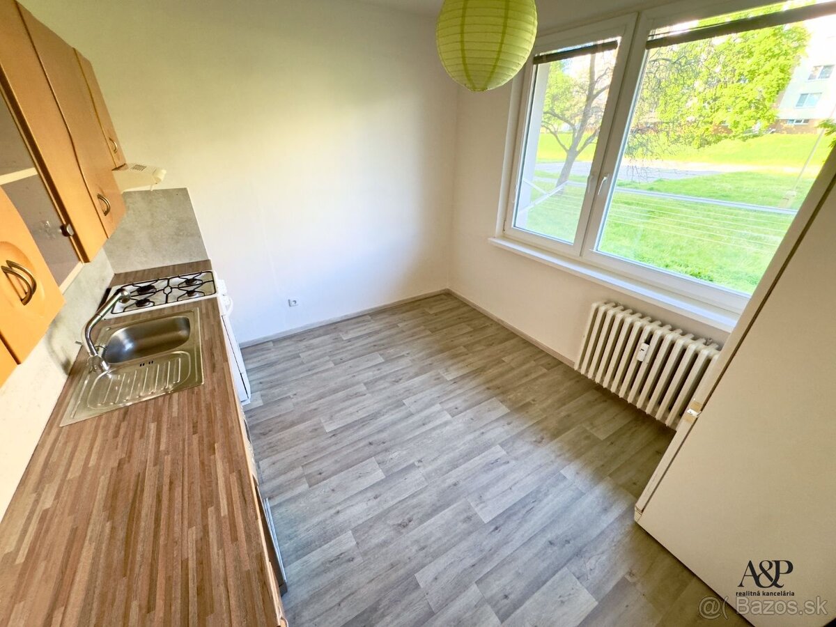 VÝRAZNÁ ZĽAVA NA PREDAJ 4 IZB. BYT, 84M2, LÚČKY, HOLÍČ