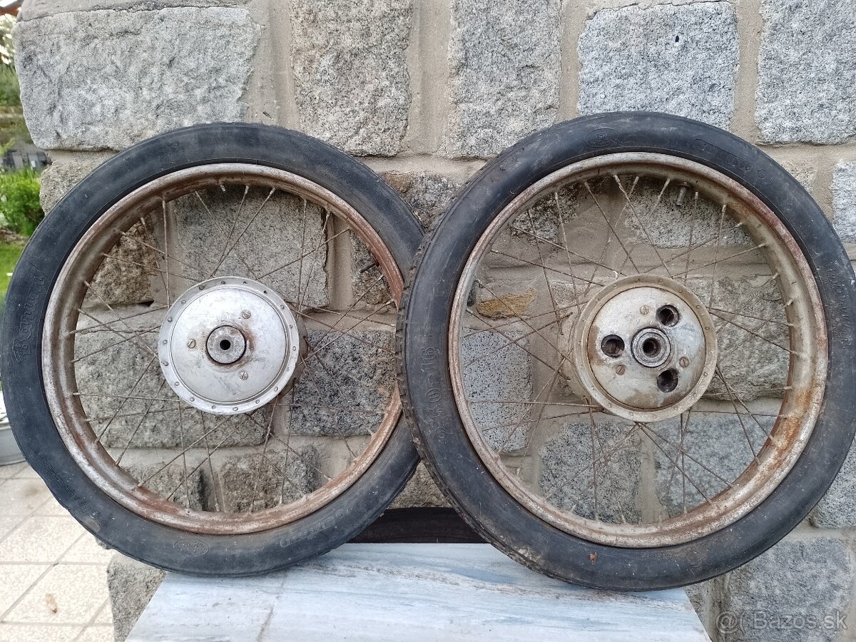 Jawa 555 kolesa