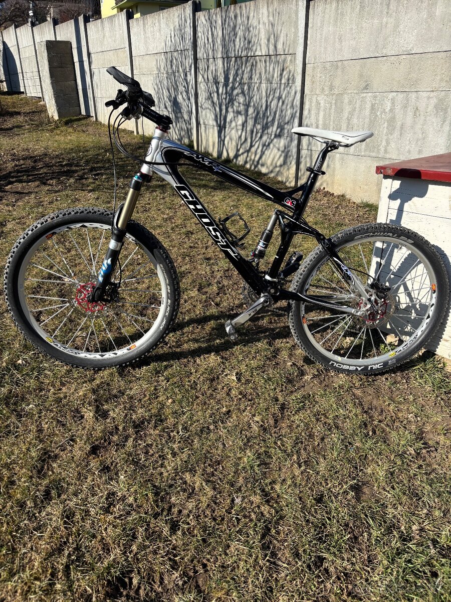Ghost AMR celoodpružený bicykel