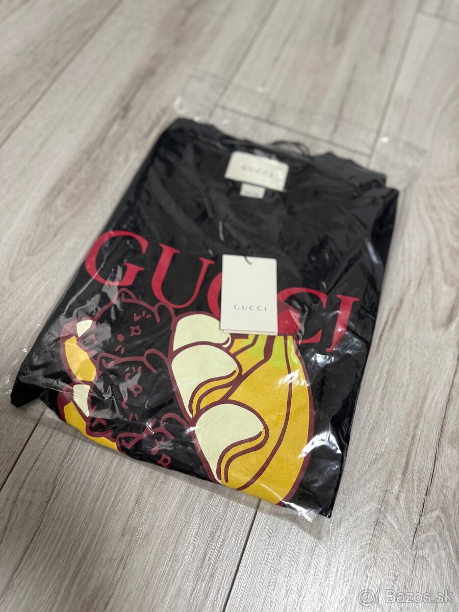 Gucci čierne tričko S