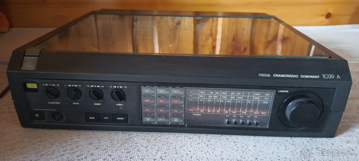 Predám rádio tesla Dominant 1039 A Sólo 638 A