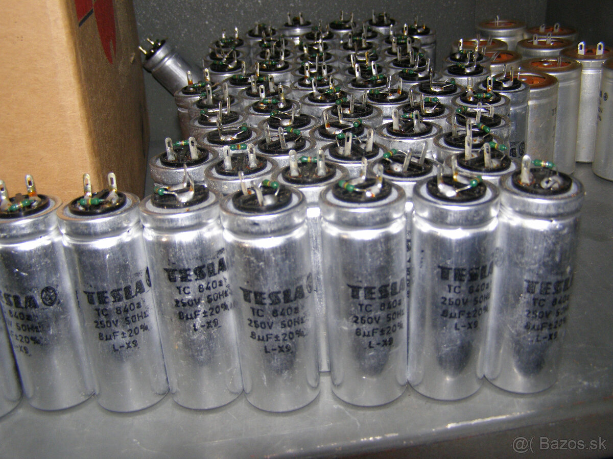 Elektrolytické kondenzátory Tesla a iné.