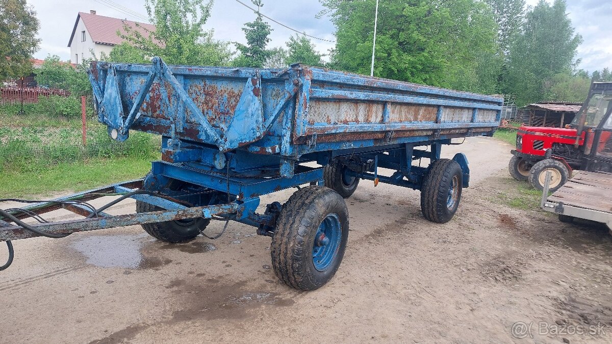 Vlečku 9t agro