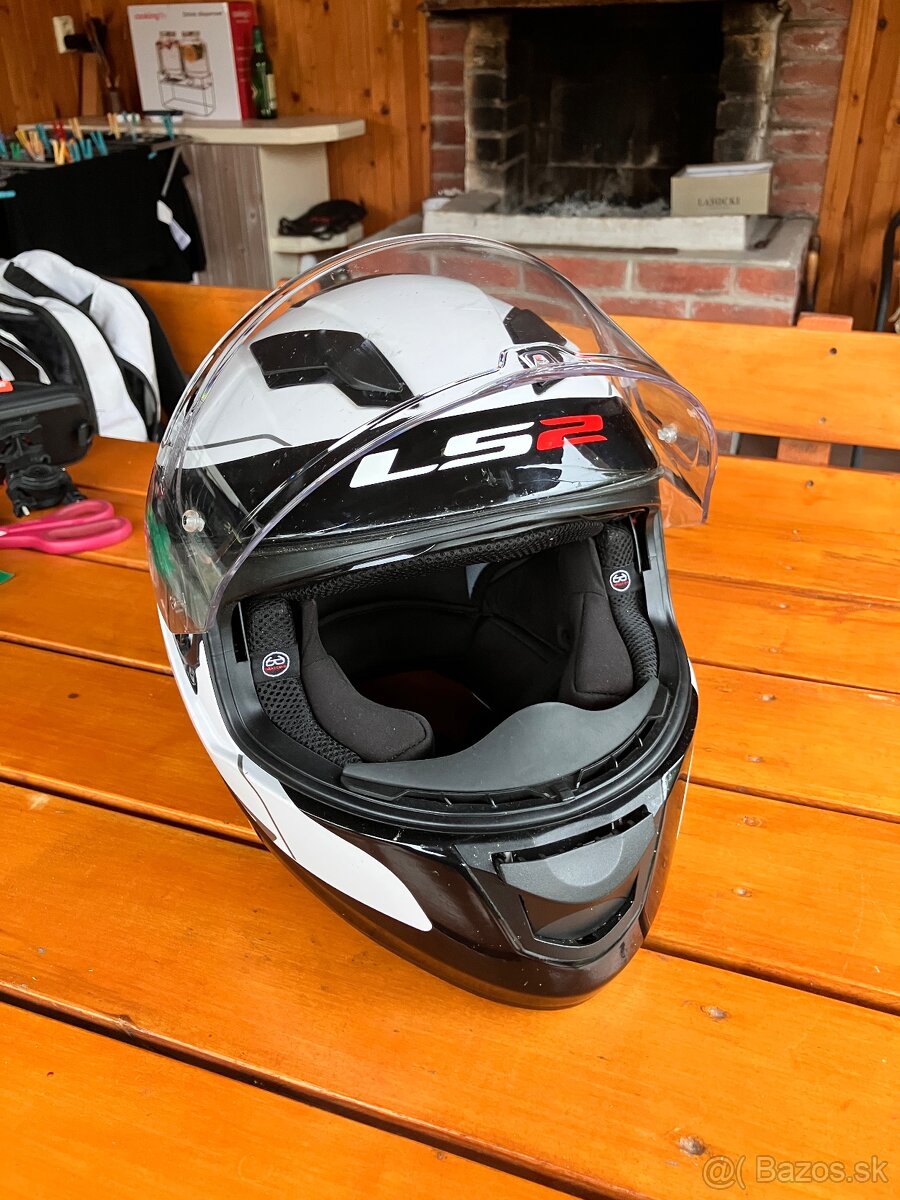 Predám moto príslušenstvo
