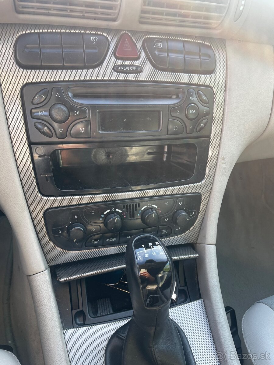 Predám Mercedes Compresor 1,8 benzín.