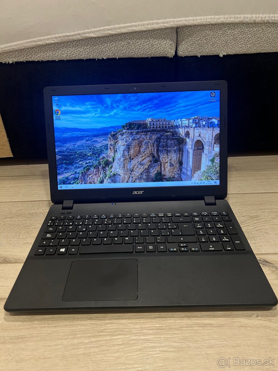 Acer extensa 2519