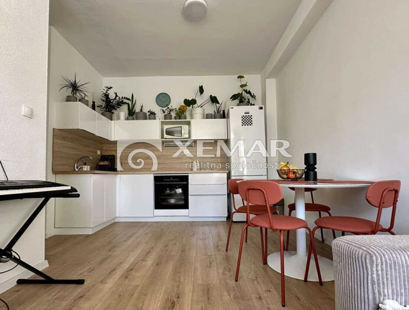 PREDAJ 3 izb. byt Banská Bystrica