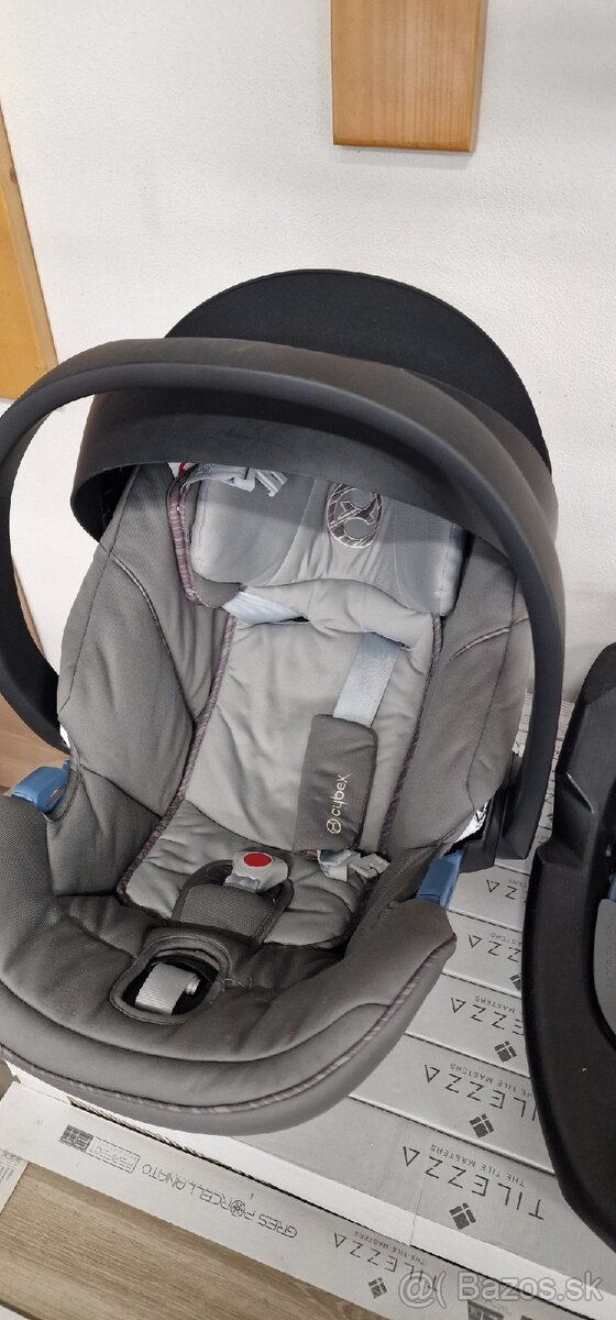 Detské vajičko + podstavec