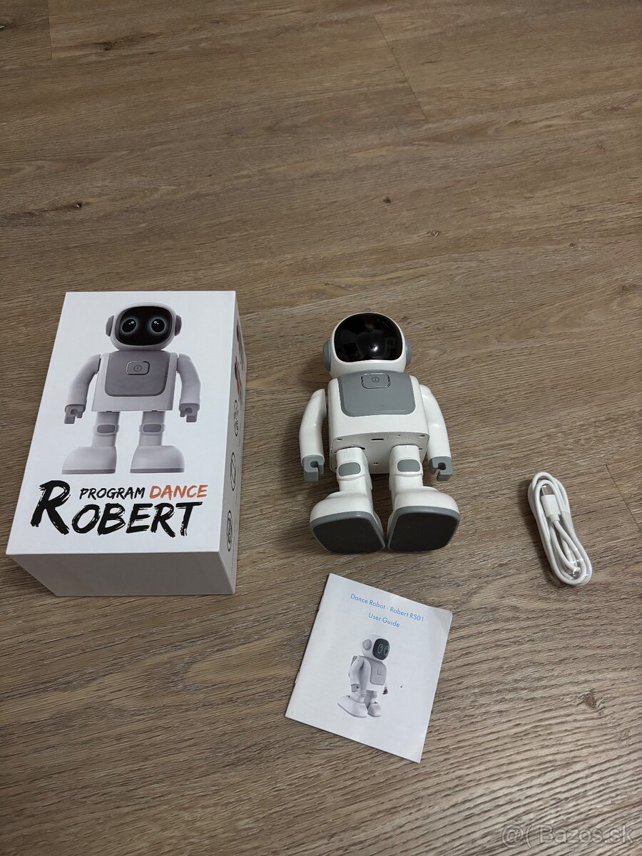 Predam tancujúci robot Róbert.