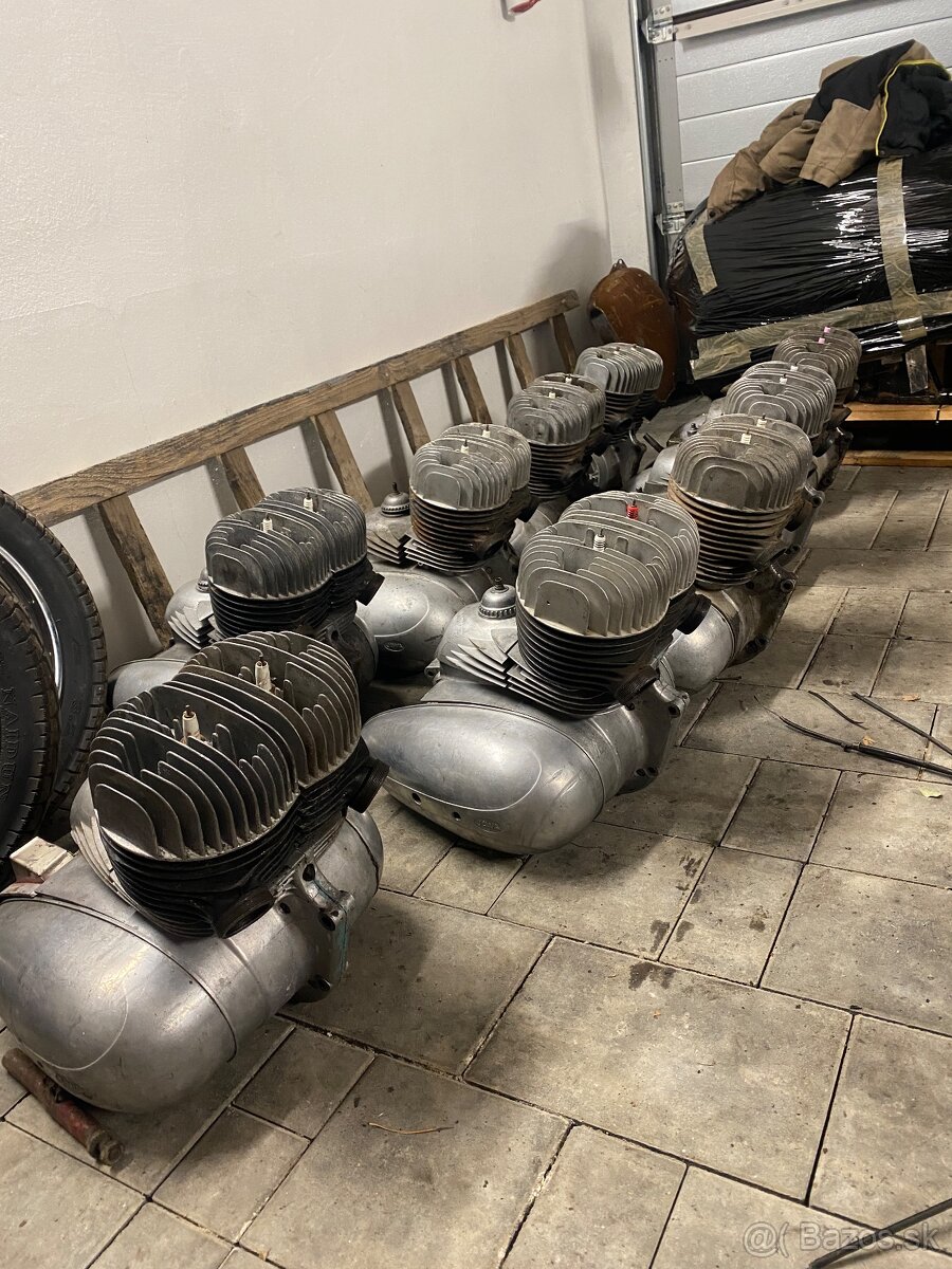 Motory Jawa 350/360 panelka