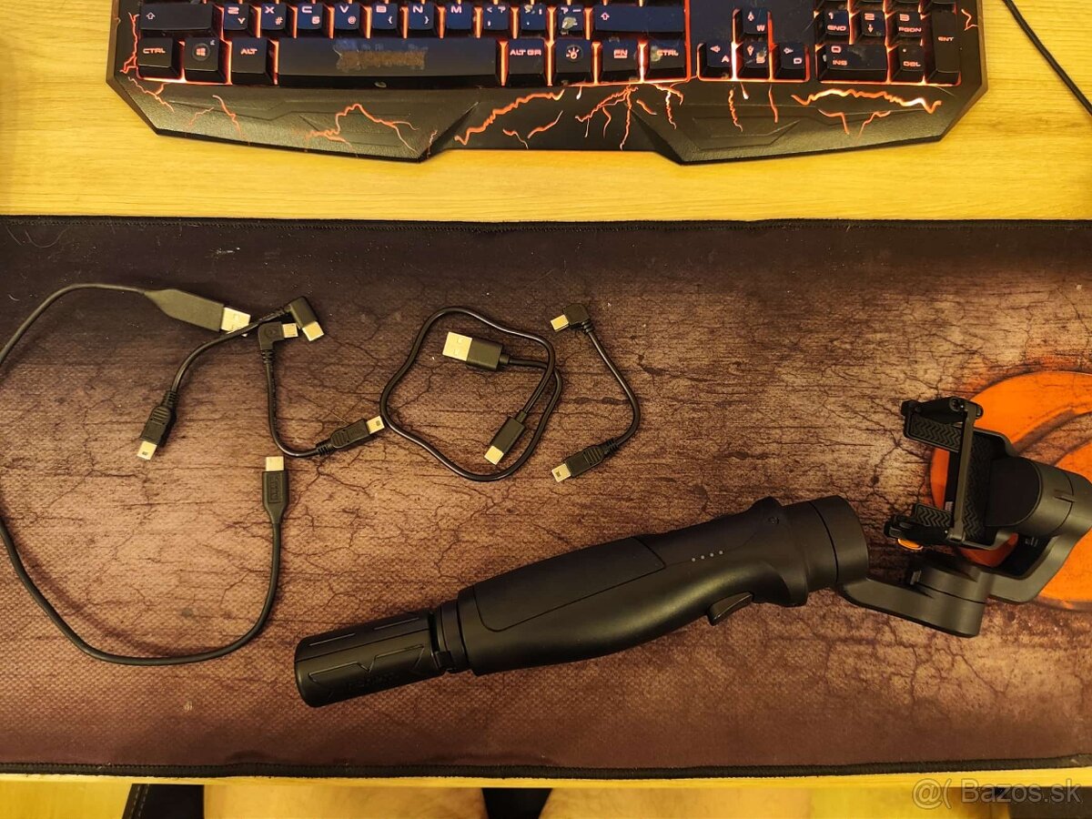 Hohem iSteady Pro 4 Stabilizátor (Gimbal)