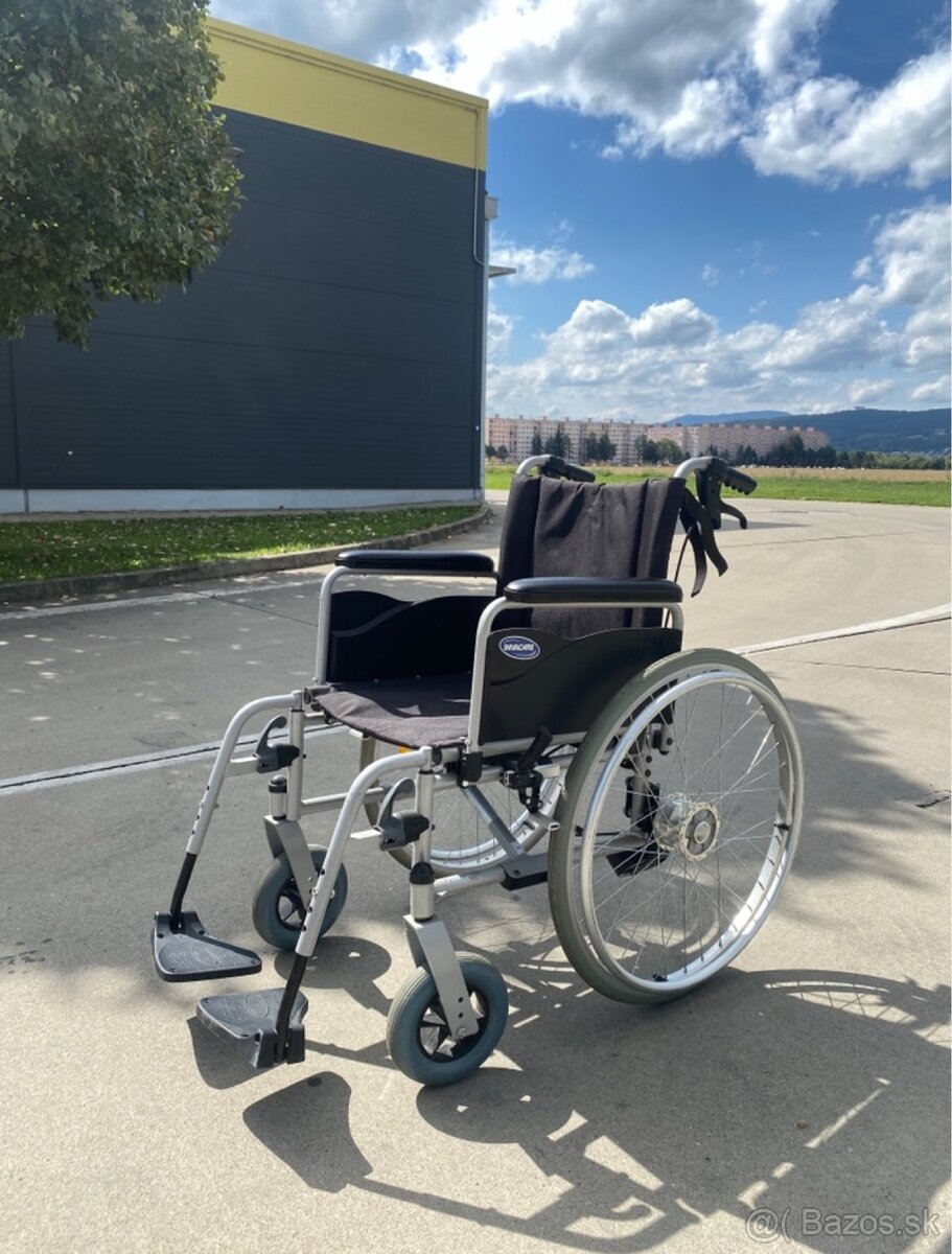 Kvalitný invalidný vozík INVACARE
