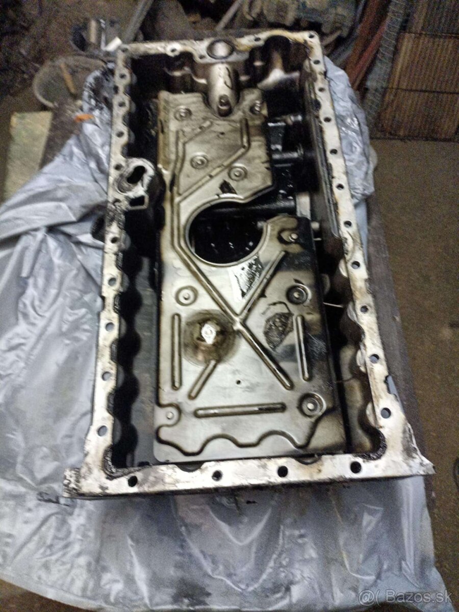 olejova vaňa Volvo XC 90