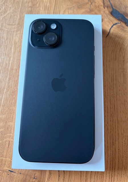IPhone 15 128 GB čierny