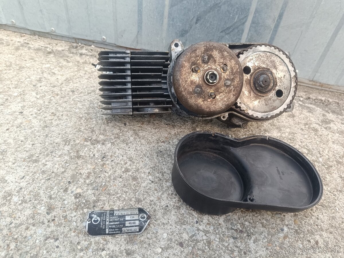 Motor babeta 215