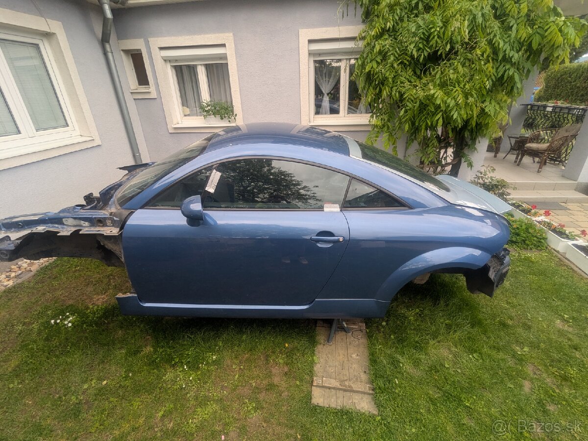Karoséria Audi tt