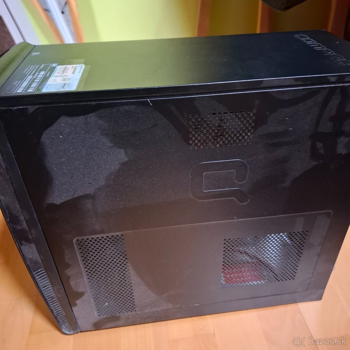 PC skriňa Mid tower ATX