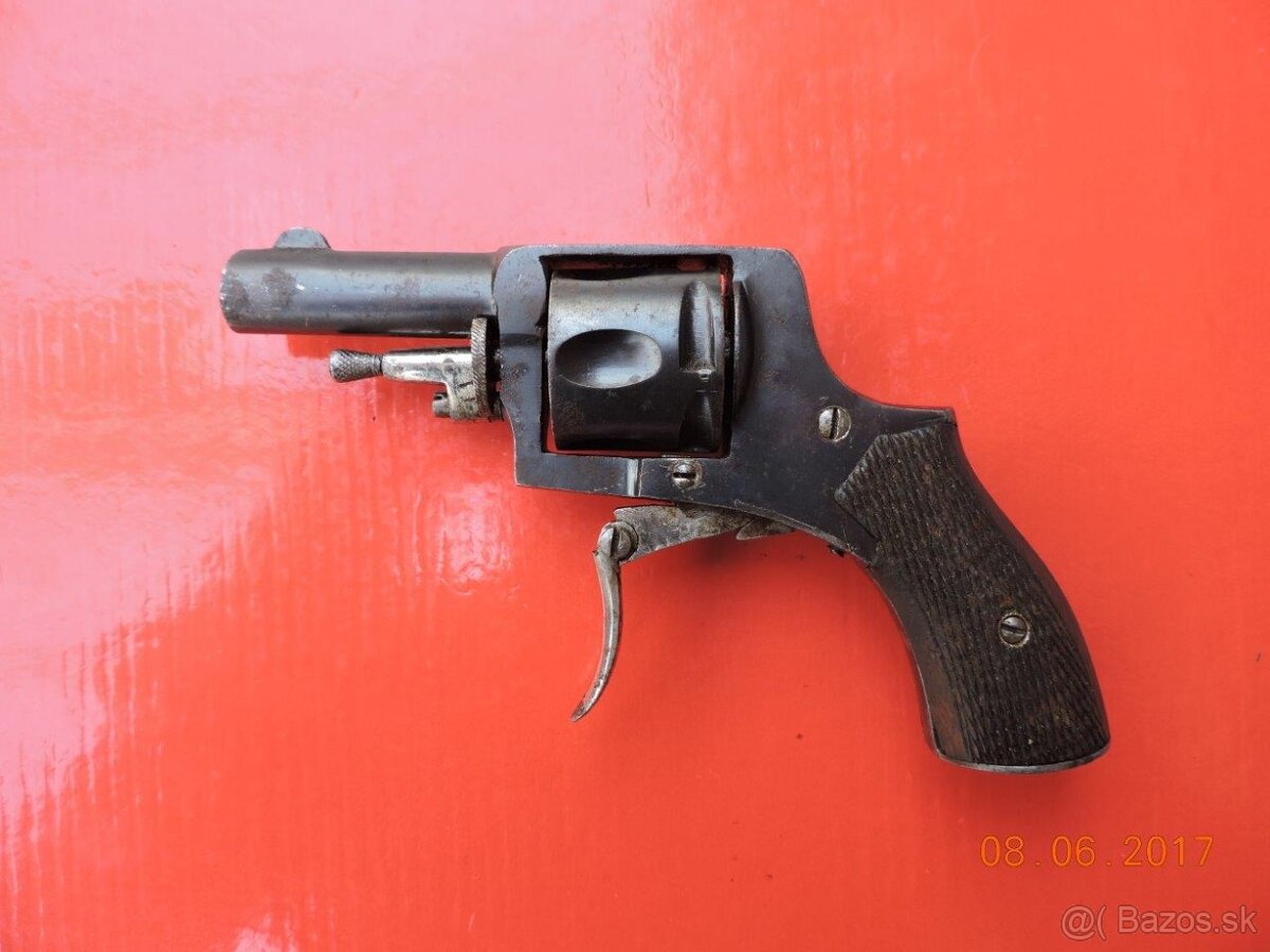 Revolver Velodog