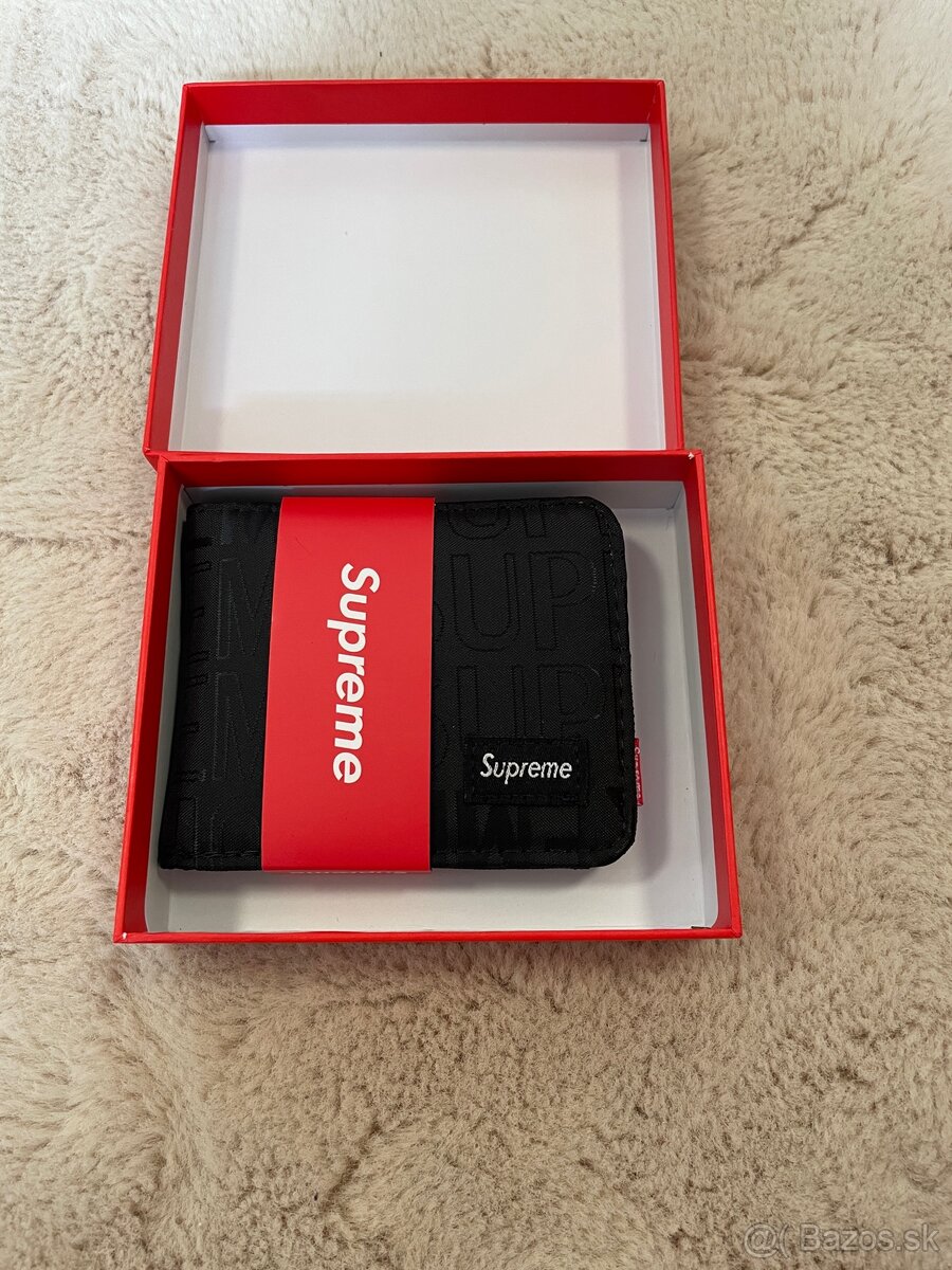 Čierna supreme peňaženka