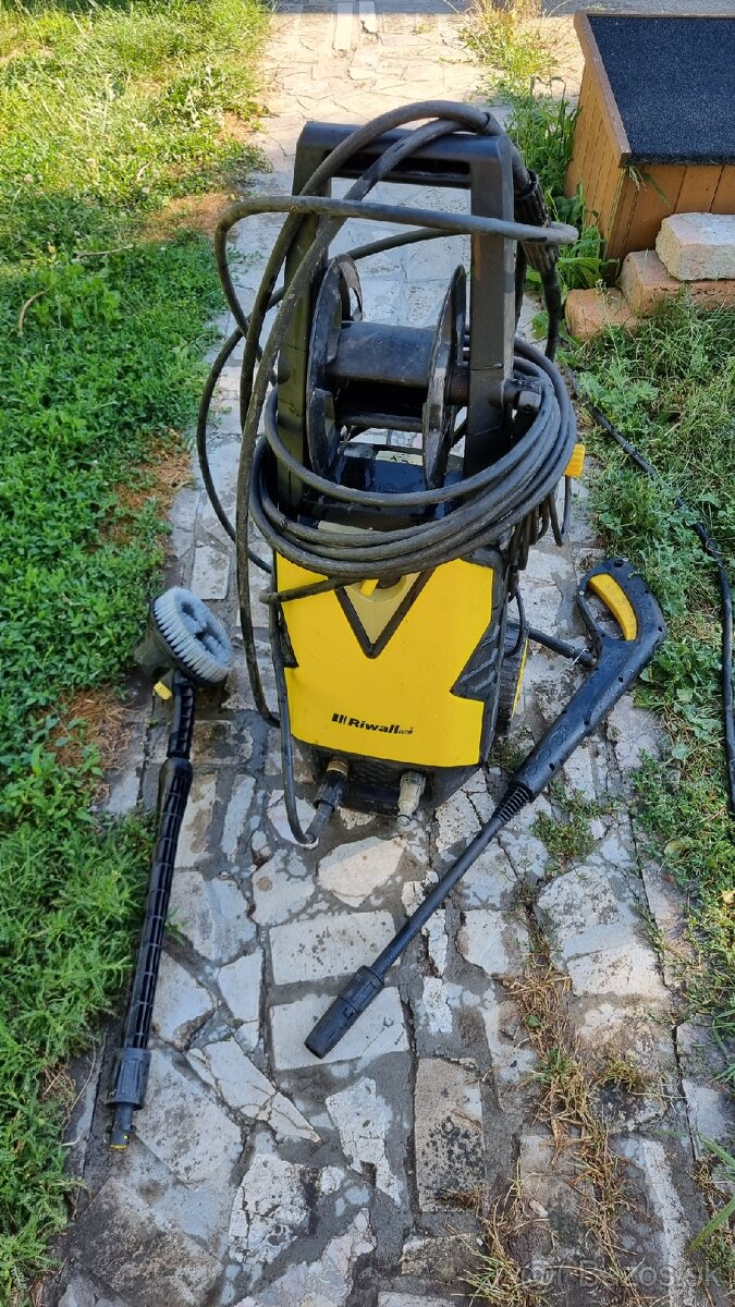 Vysokotlakovy čistič/wapka Riwall REPW