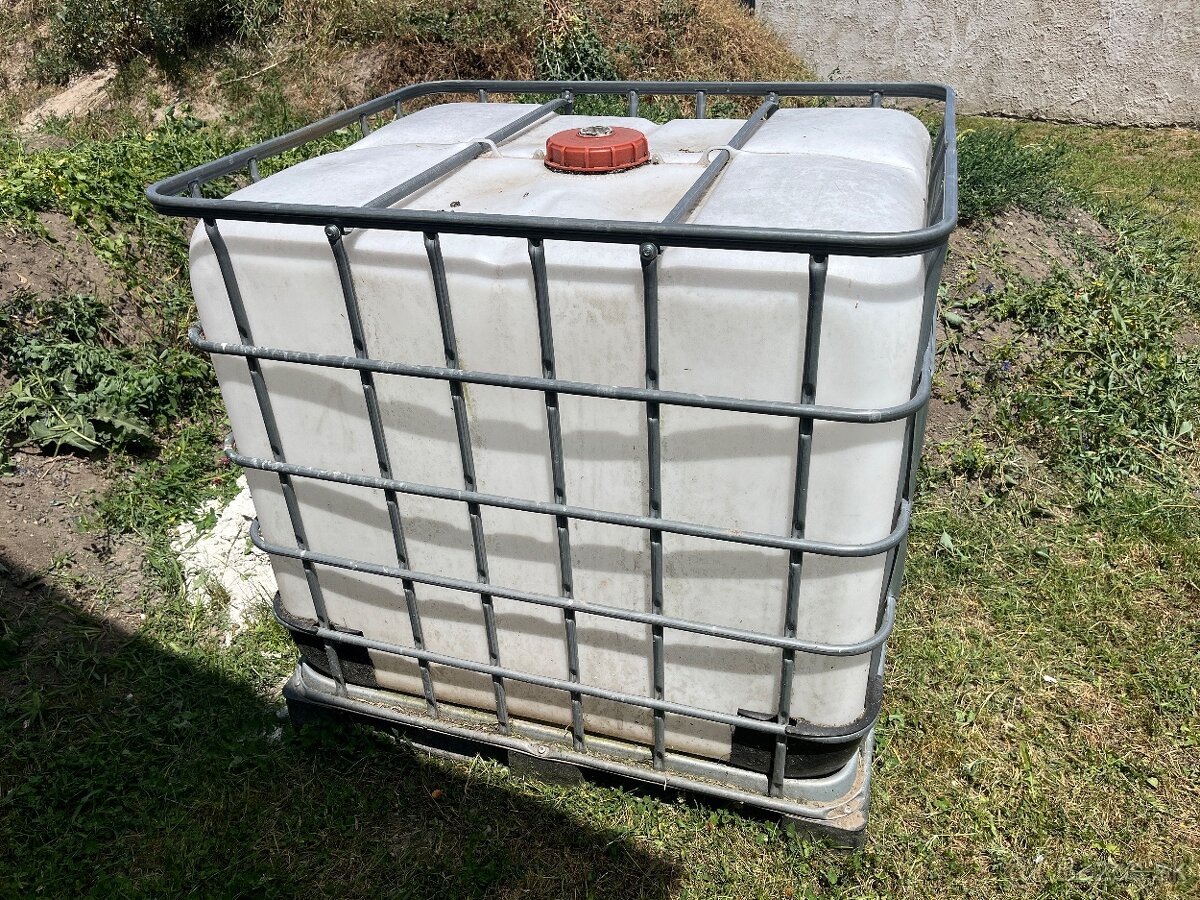 IBC nádrž 1000L