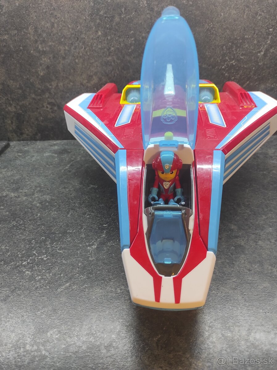 Stíhačka paw patrol