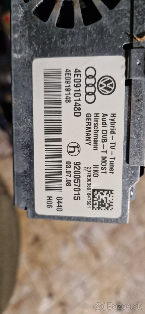TV tuner / DVD jednotka / Interface Audi A8 D3