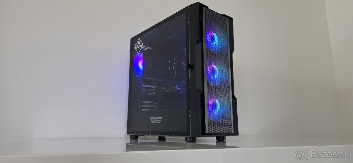 Ryzen 5 7600X, DDR5 16GB Ram, NVME 1TB, RX 6700XT 12GB