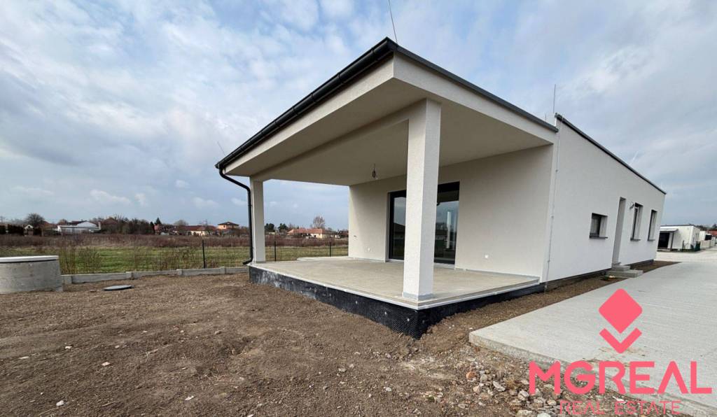 Novostavba rodinný dom Práznovce/ murovaný