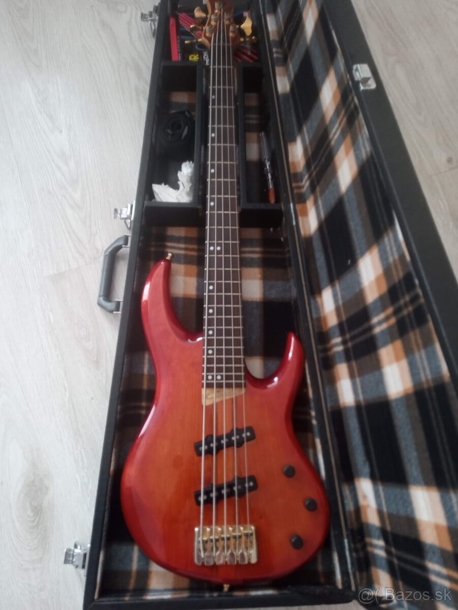 5 strunová basová gitara - GONDA