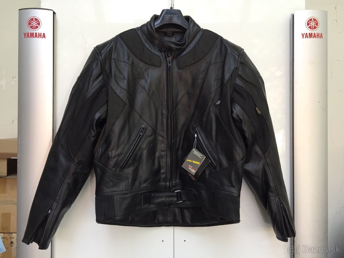 Nová kožená motobunda