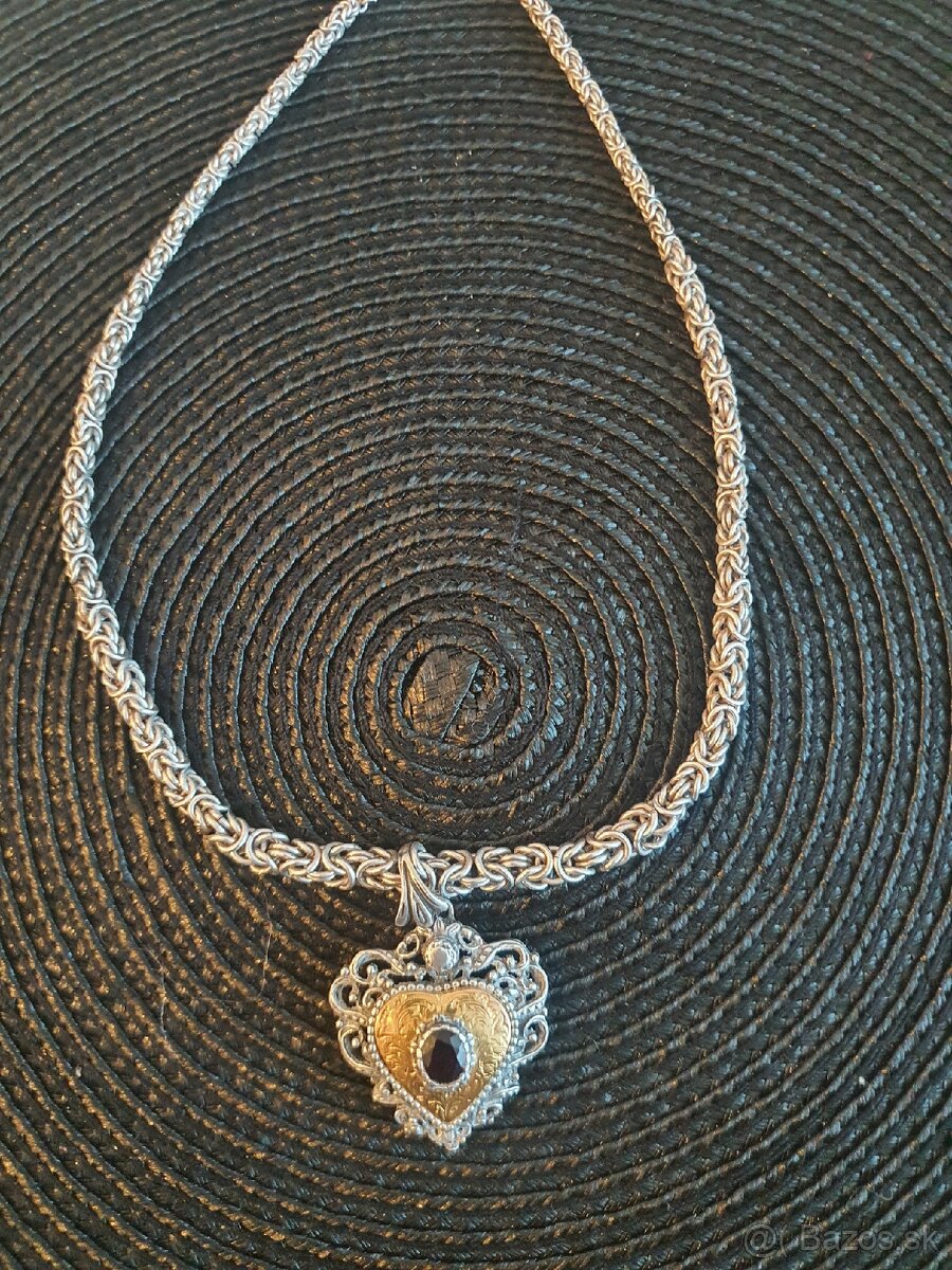 strieborný vintage náhrdelník