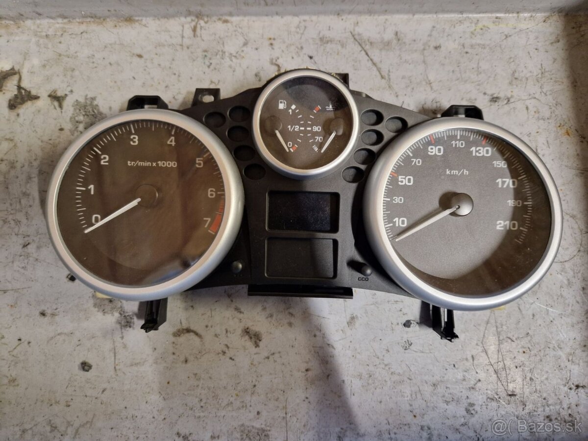 Diely interiéru Peugeot 207