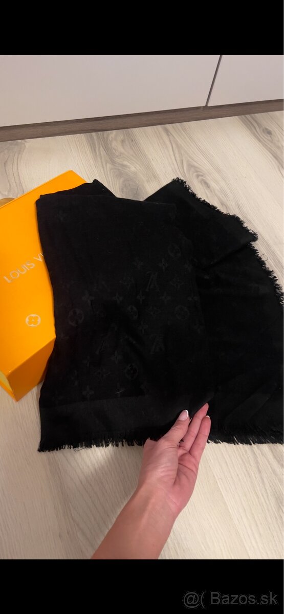 Louis vuitton šál komplet balenie