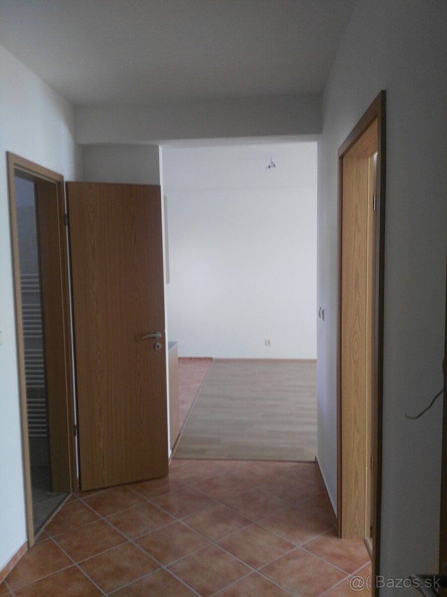 Slnečný 3-izbový byt v Bielom Kostole- Skvelá ponuka