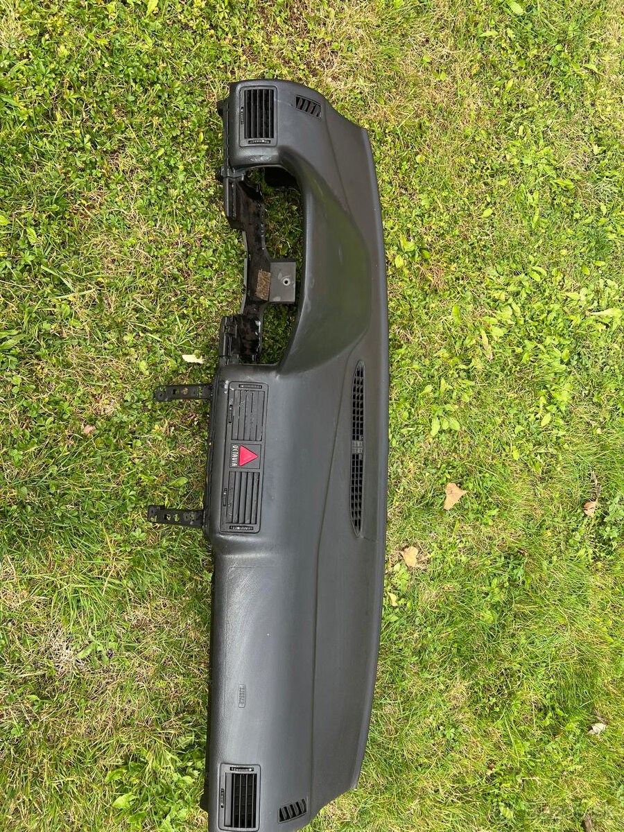 Škoda Octavia 1, 2, Prístrojová doska