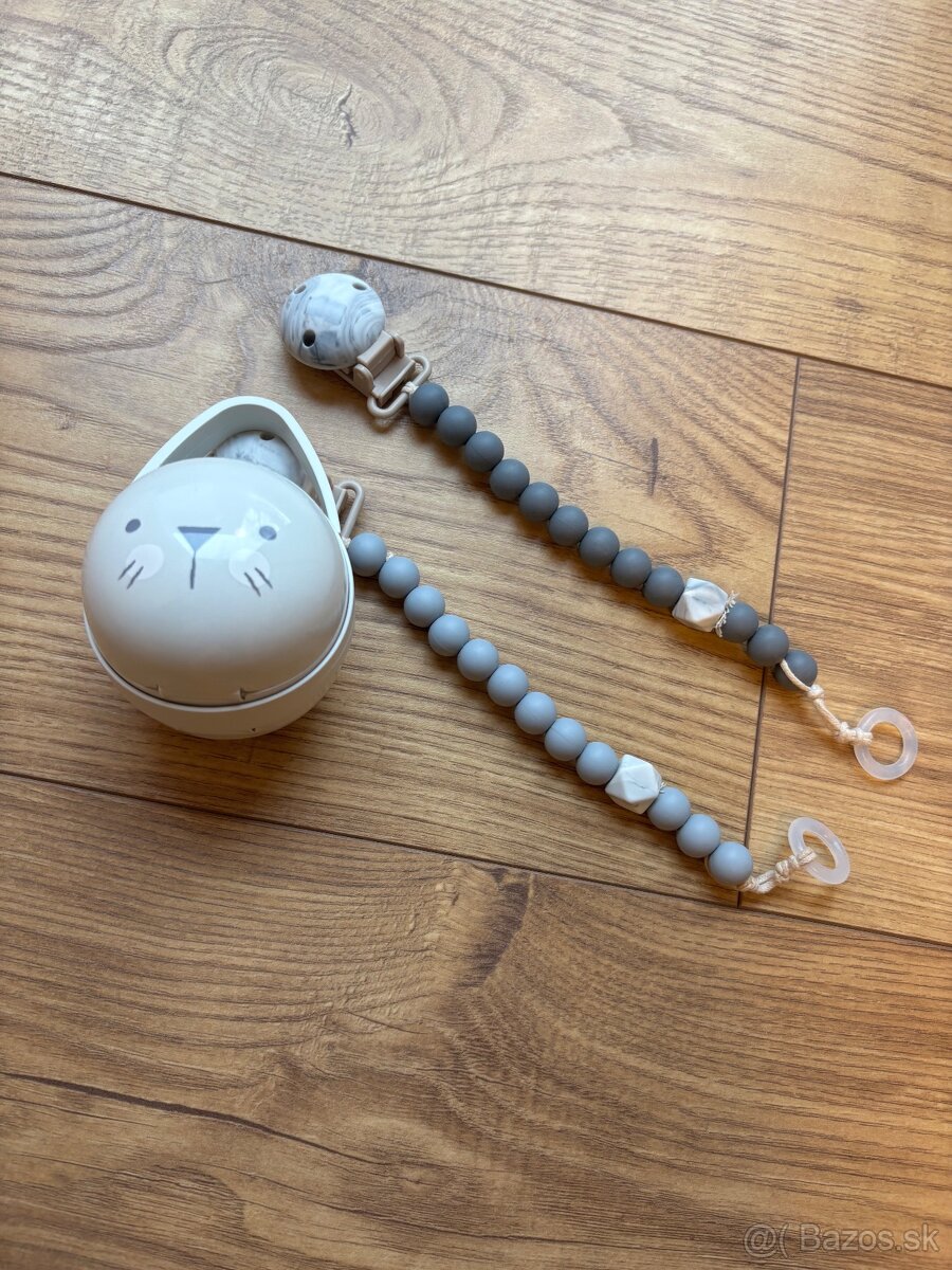 Klipy a vajíčko na dudlík