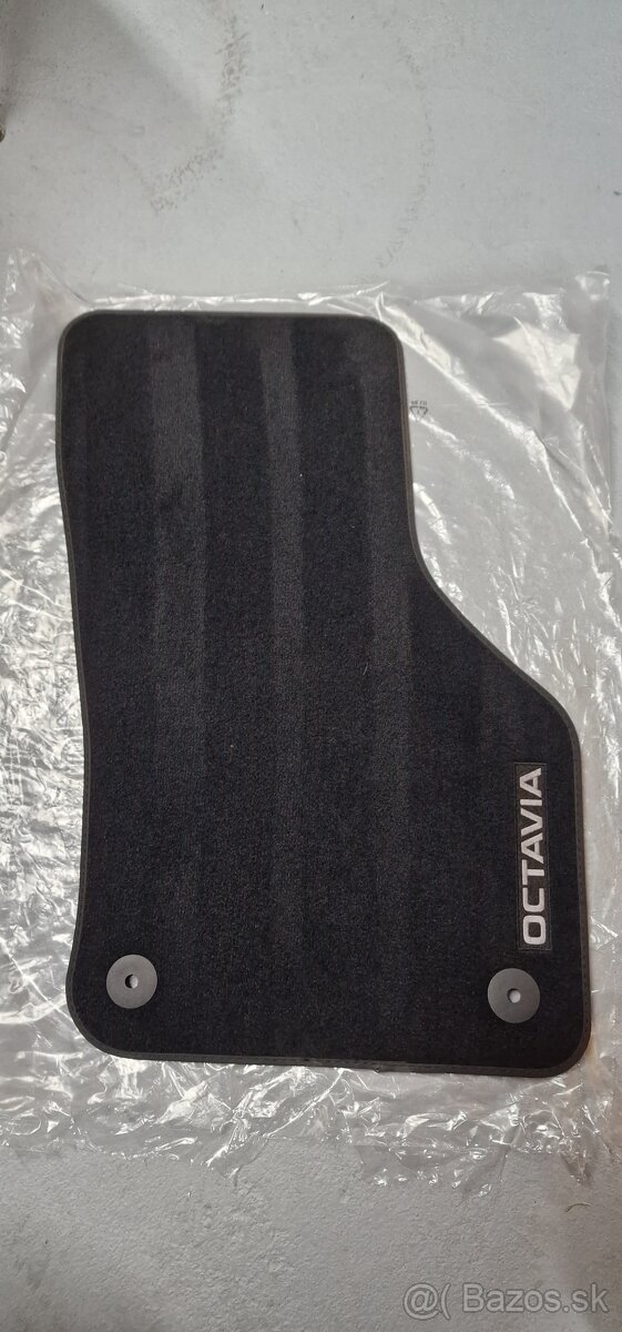 Originálne textilné koberce Škoda Octavia III – Prestige, ko