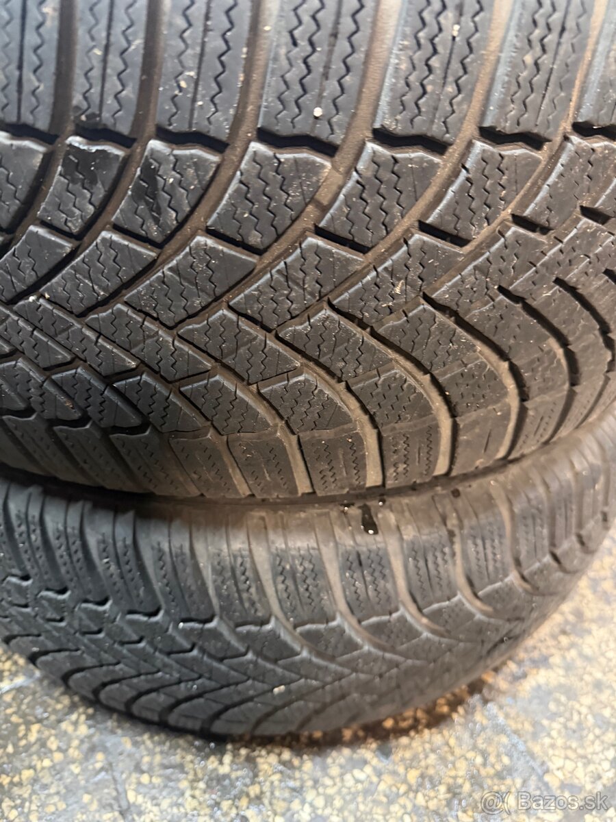Predám zimné pneu Bridgestone 225/50R17 98V
