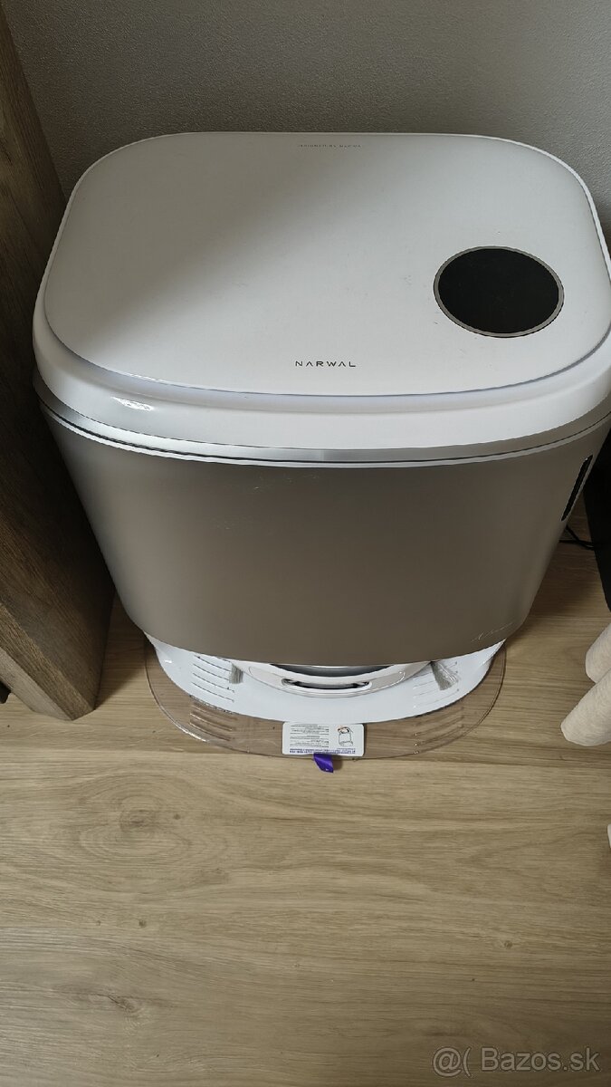 Narwal Z ultra, má 5 mesiacov
