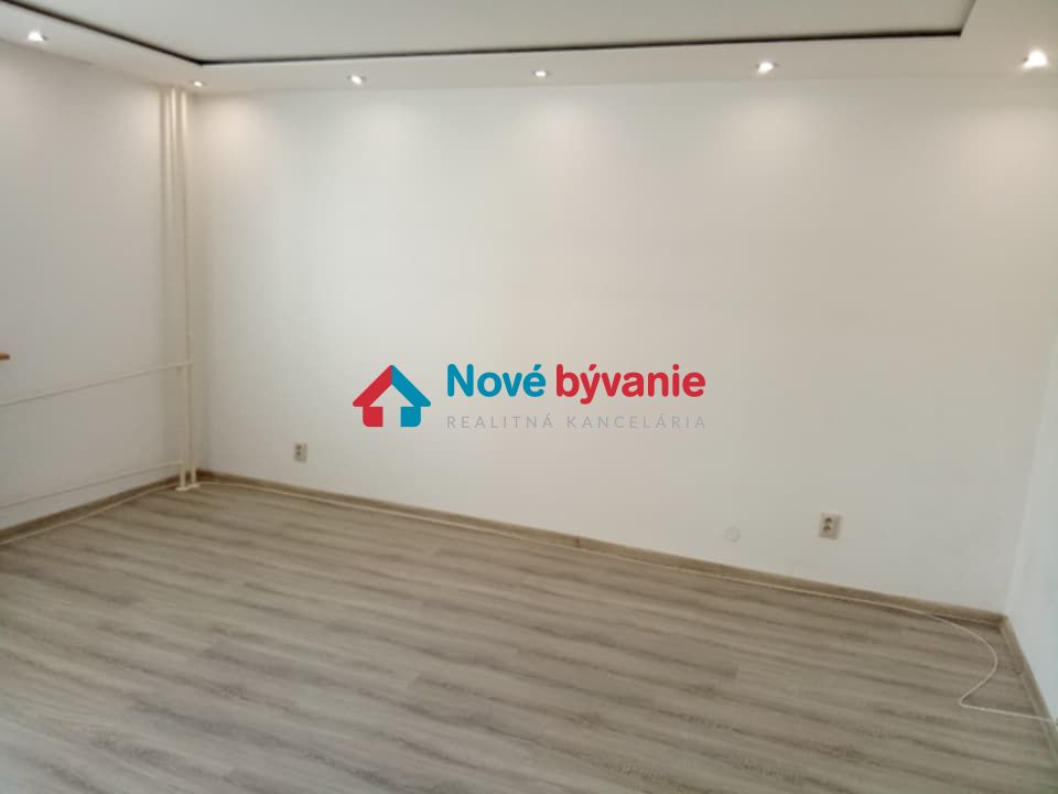 Rezervované-Prenájom 3 izbového bytu vo Vranou nad Topľou