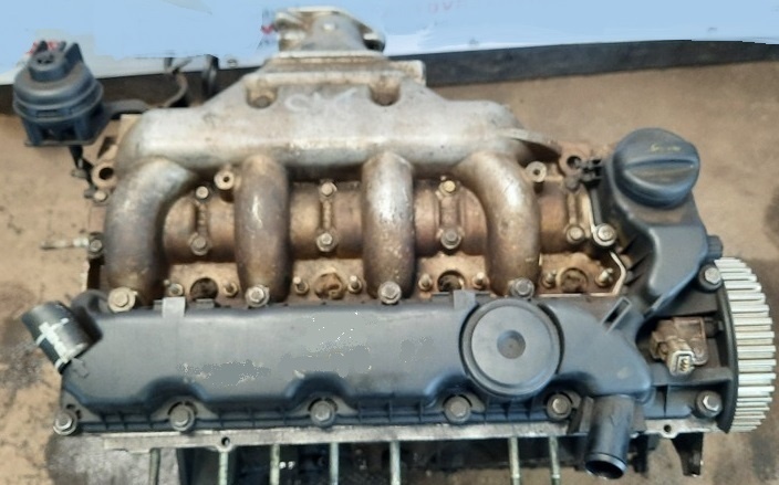 predám Motor 4HW Citroen C5 Peugeot 807 2.2 HDI motor 4HX