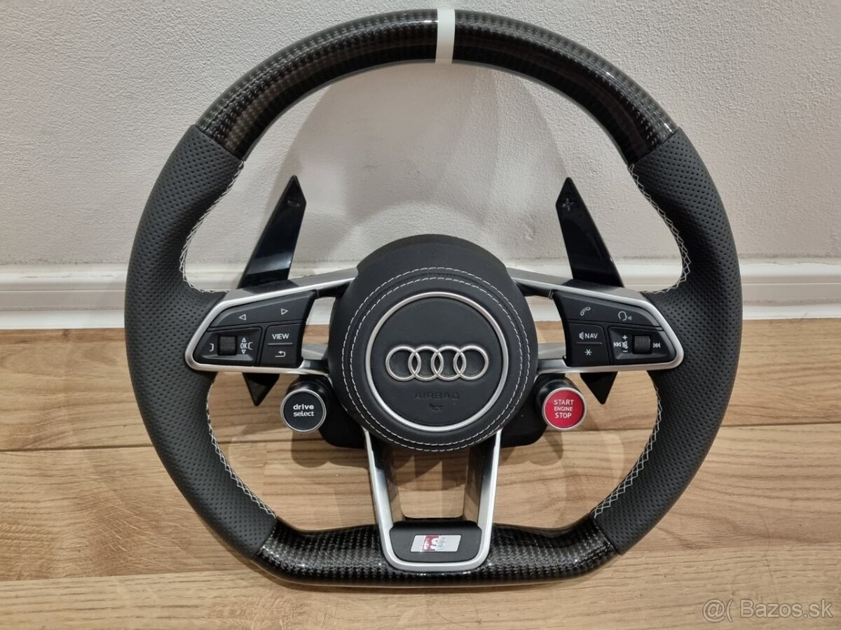 AUDI R8 VOLANT SPORTOVY -- START/STOP - DRIVE SELECT
