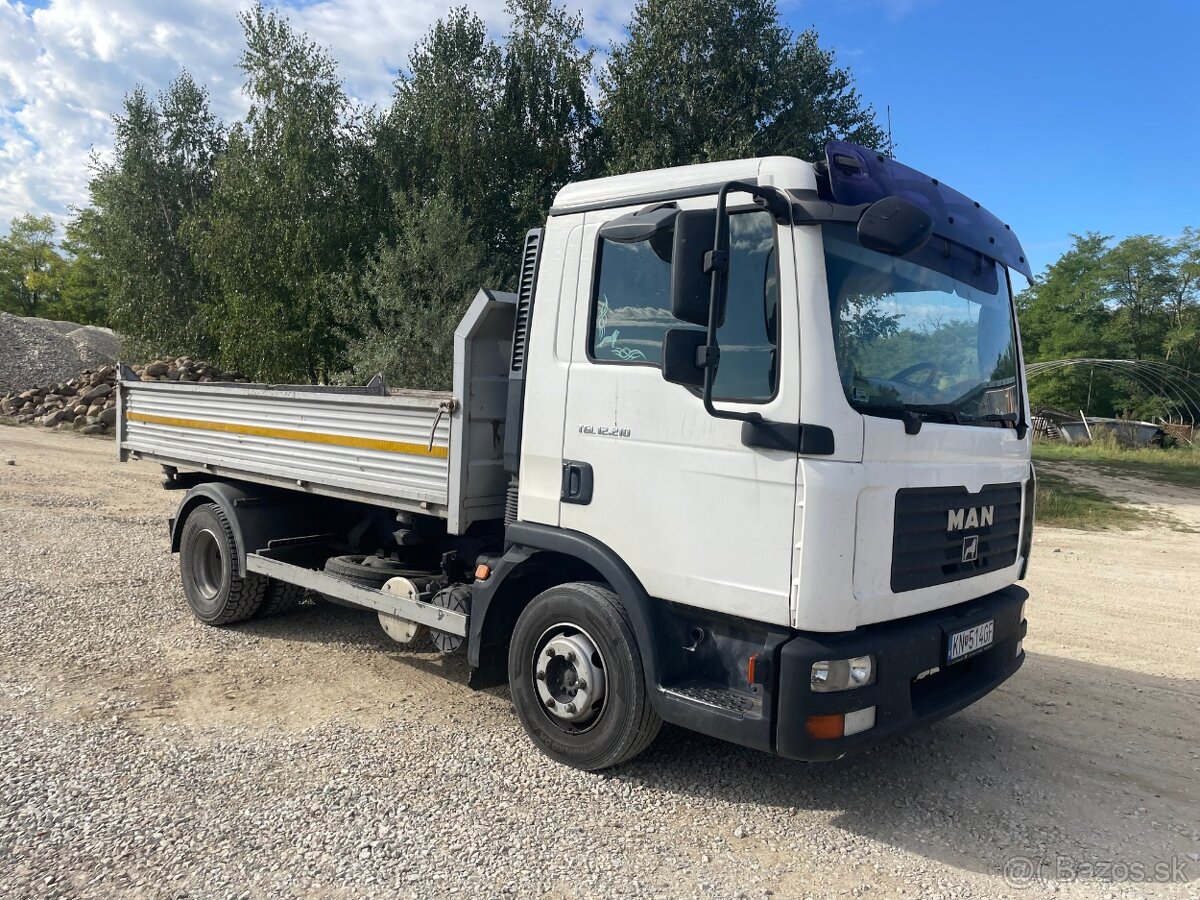 Man TGL 210 trojstranný sklápač