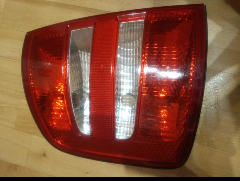Zadné svetlo škoda Fabia combi 1