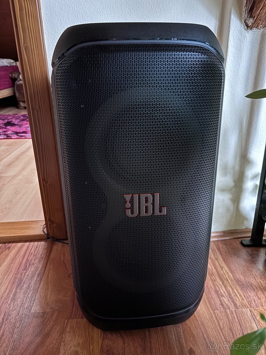 Predám JBL Partybox 320